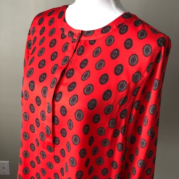 J. CREW FACTORY | Red Emblem Patterned Blouse Sz S - Picture 2 of 7